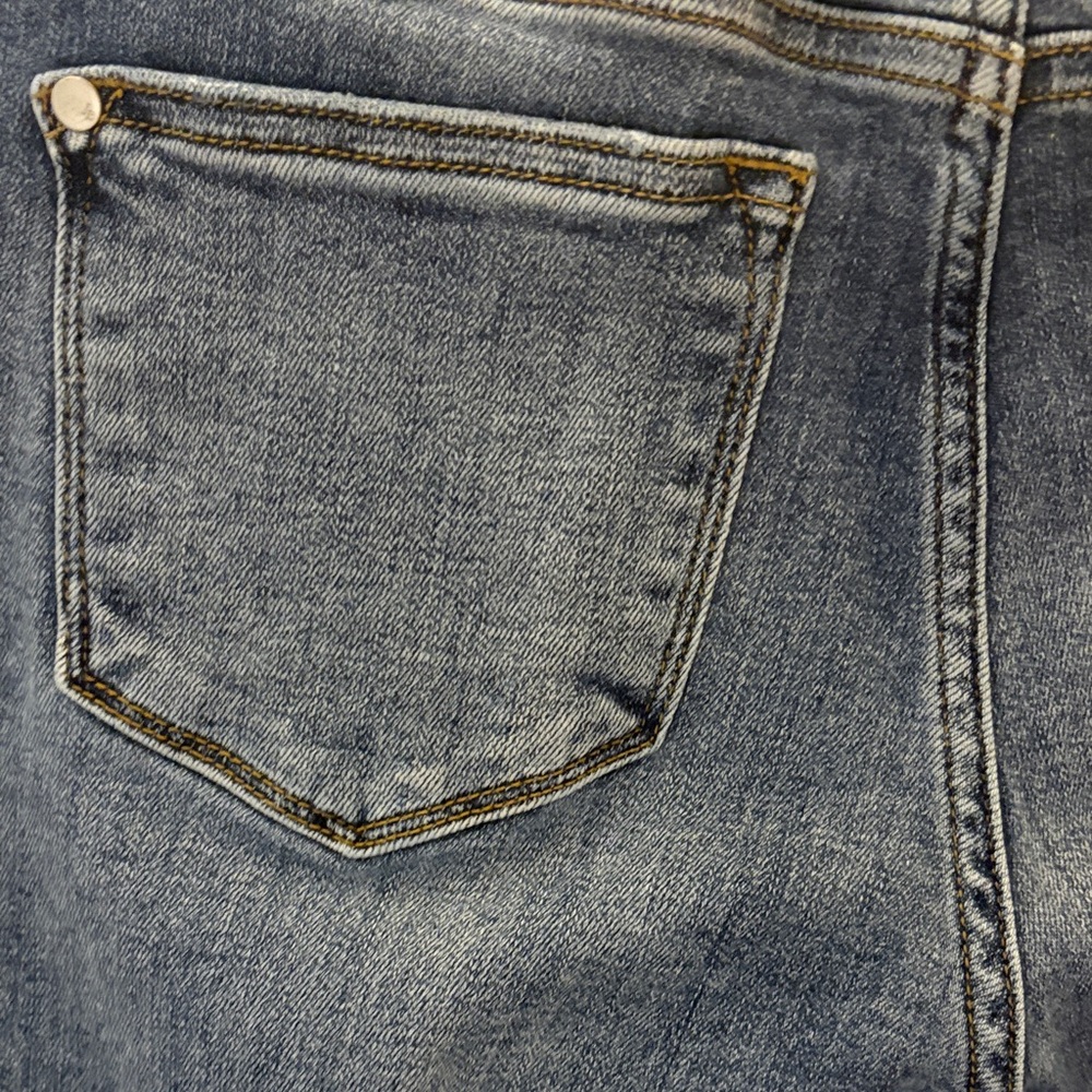 Judy Blue Medium Wash Skinny Jeans - Picture 6 of 7